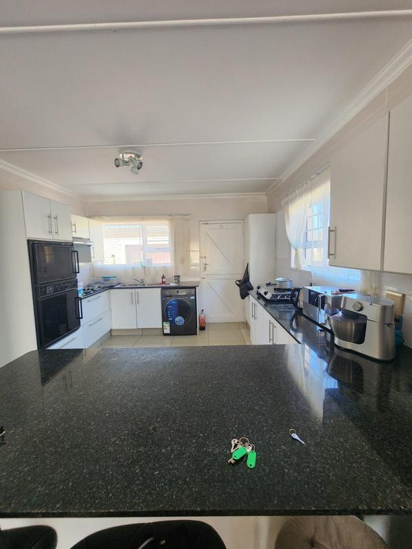 5 Bedroom Property for Sale in Malabar Eastern Cape
